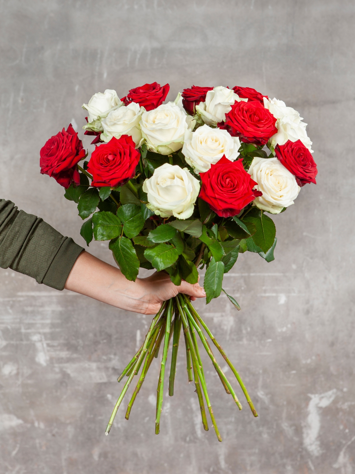monteren Aanklager Uiterlijk BloemenVaria Boeket rode rozen Online boeket bloemen bloemstuk bestellen en  landelijk bezorgen